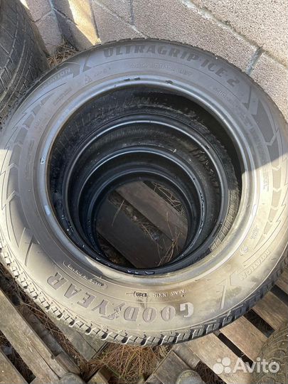 Goodyear UltraGrip Ice 2 185/65 R15 88T