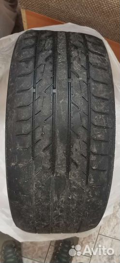 Toyo DRB 225/45 R17