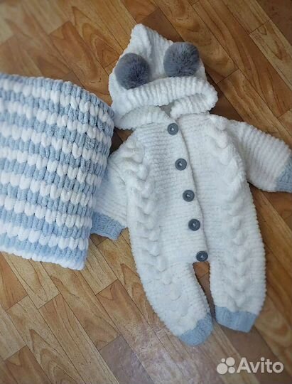 Вязаные изделия в наличии и на заказ