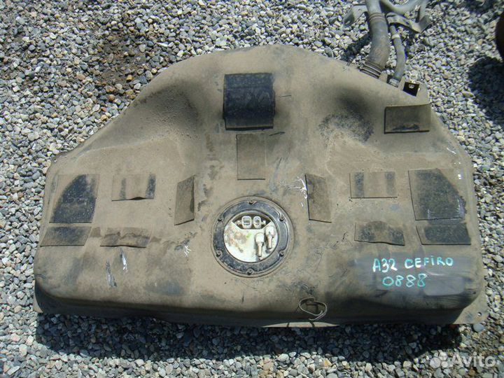 Бензобак Nissan Cefiro Wagon WA32 VQ25 2000