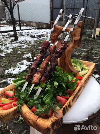 Блюдо для подачи шашлыка