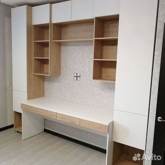 Шкаф с рабочей зоной