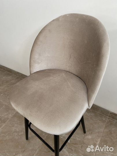 Стул барный