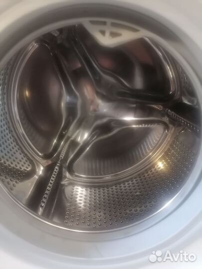 Маленькая машинка под раковину