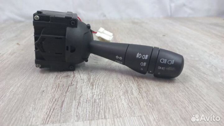 Переключатель подрулевой Renault Logan 1 2010