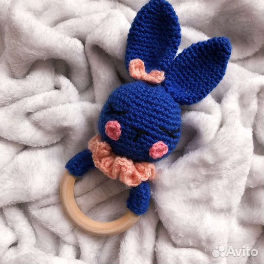 Вязаные гремелки для деток