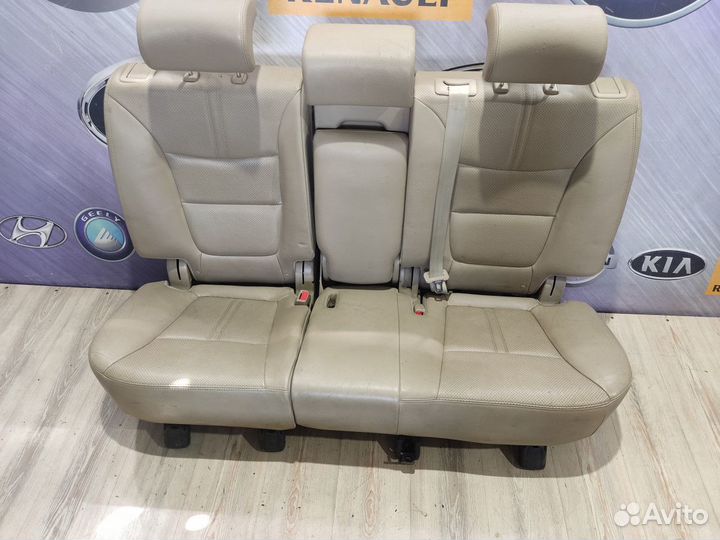 Сиденье заднее Спинка Диван Kia sorento XM Лев, Пр