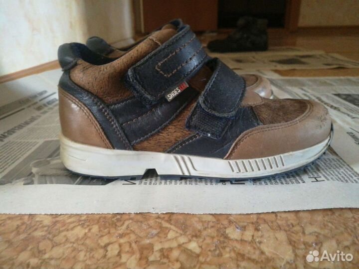 Кроссовки детские