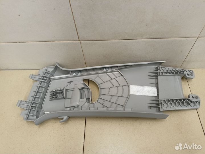 Обшивка стойки A1 2010