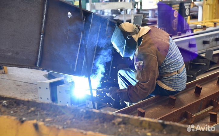 Сварщик на полуавтомат