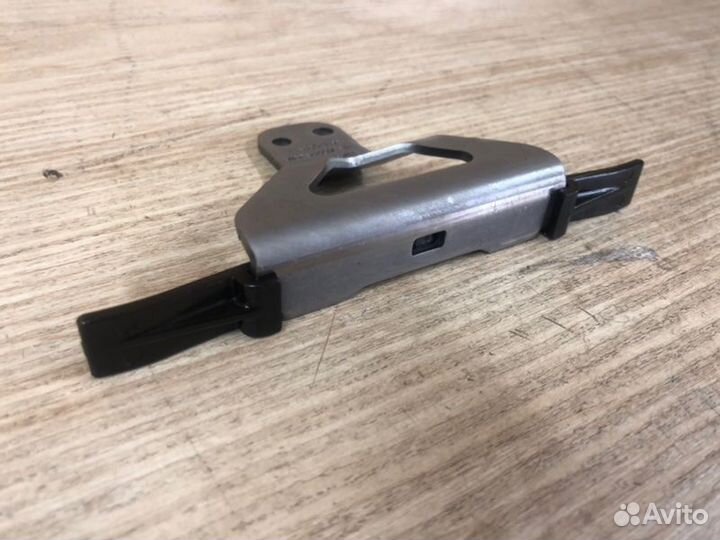 Болт успокоителя цепи Ssangyong Actyon