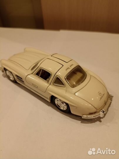 Модель автомобиля mercedes 1:36