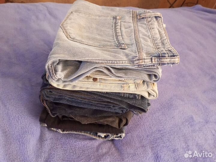 Джинсы женские, состояние новых, размер 42-44
