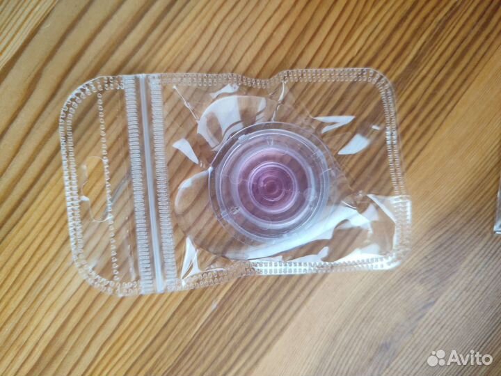 Аксессуары для телефонов и брелок