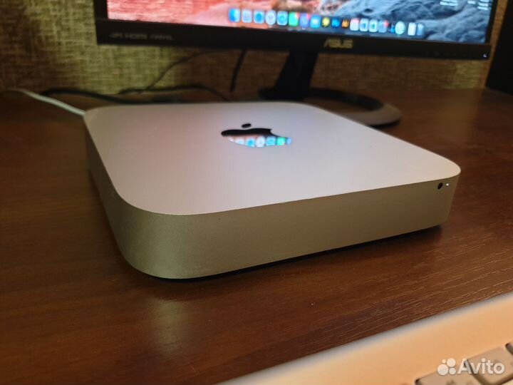 Mac Mini 2014 (Клавиатура и мышь в комплекте)