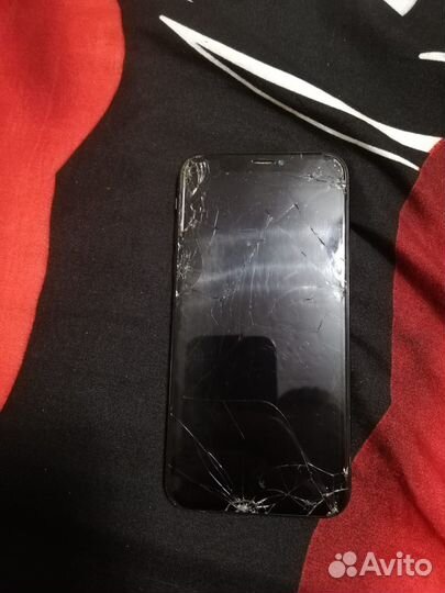 iPhone X, 64 ГБ