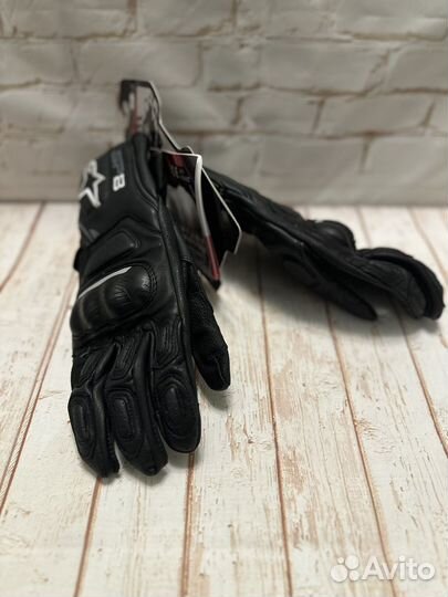 Мотоперчатки