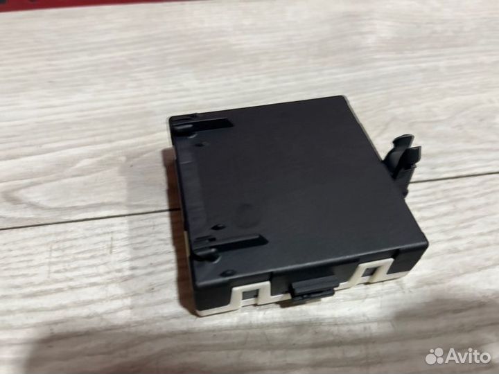 Блок управления двери передней левой Mercedes-Benz