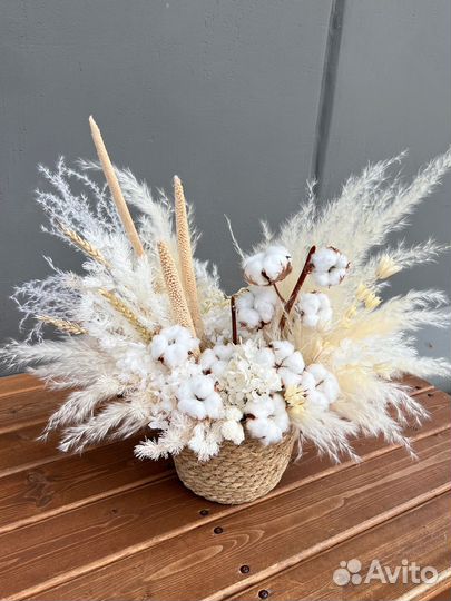 Букеты из стабилизированных цветов и сухоцветов