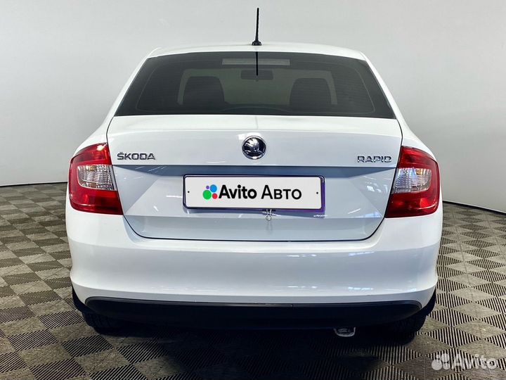 Skoda Rapid 1.6 МТ, 2015, 175 511 км