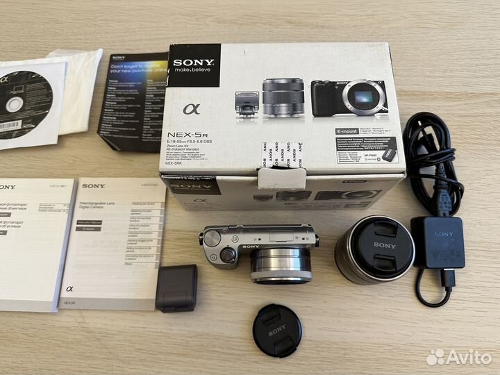 Sony NEX-5r + 2 объектива, полный комплект