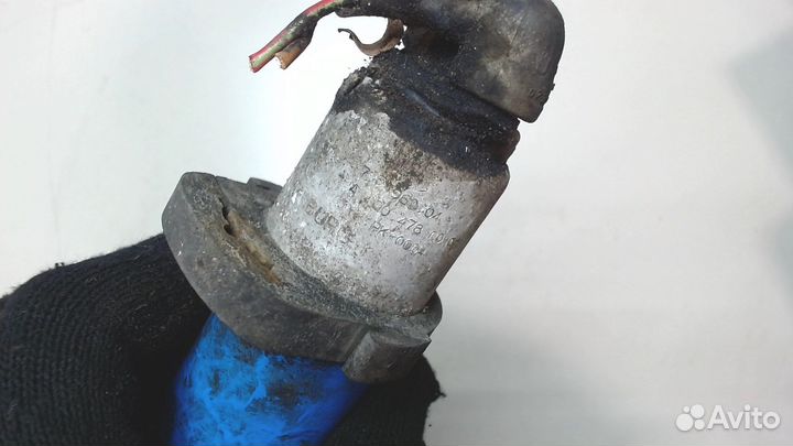 Насос топливный электрический Mercedes E W210, 2000