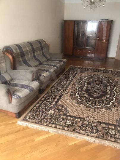 3-к. квартира, 80 м², 3/5 эт.