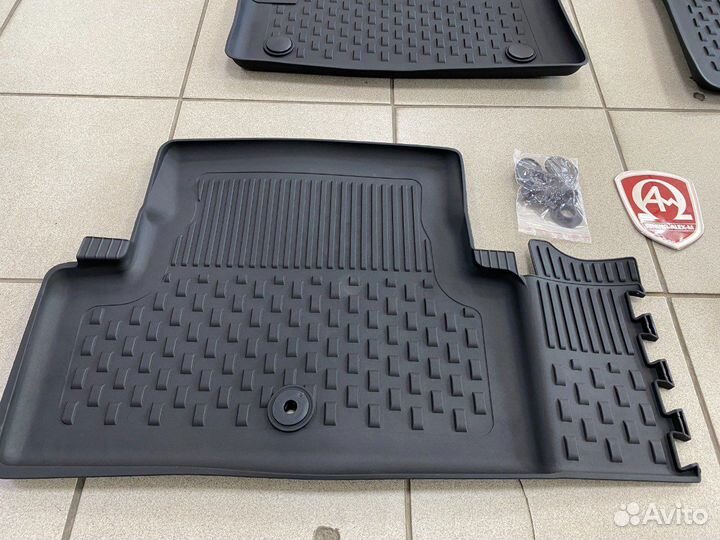 Коврики в салон черные каучук Peugeot 3008 2016+