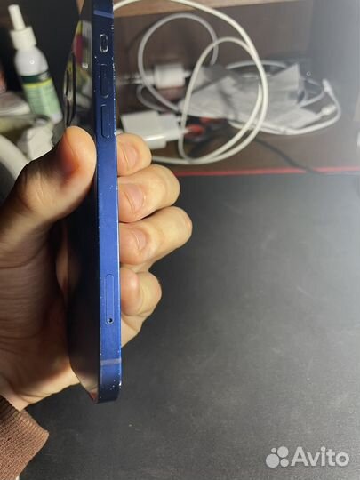 iPhone 12, 64 ГБ