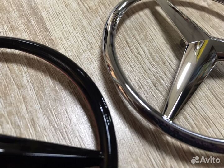 Новая эмблема на багажник Mercedes W223