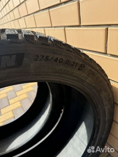 Michelin X-Ice North 4 275/40 R21 107