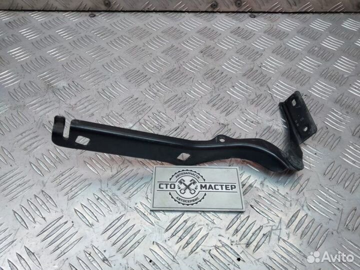 Петля капота правая Citroen Berlingo 1.6