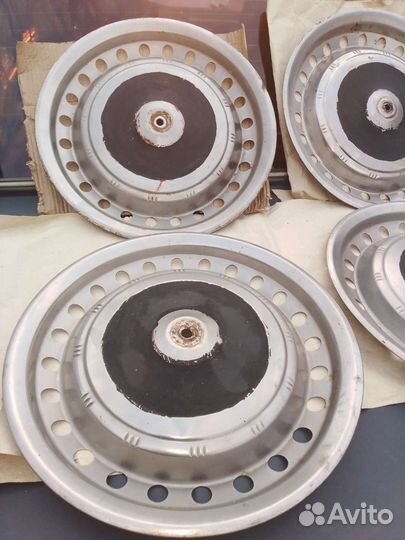 Колпаки колесные, нержавейка, оригинал Газ- Волга