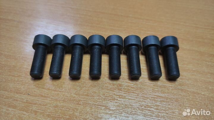 Болт маховика 1 шт. Газель/Волга-105/02 Крайслер