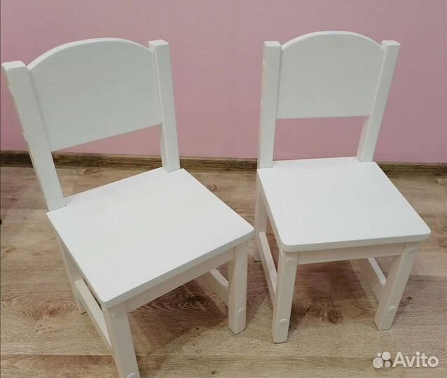 Детский стол со стульями