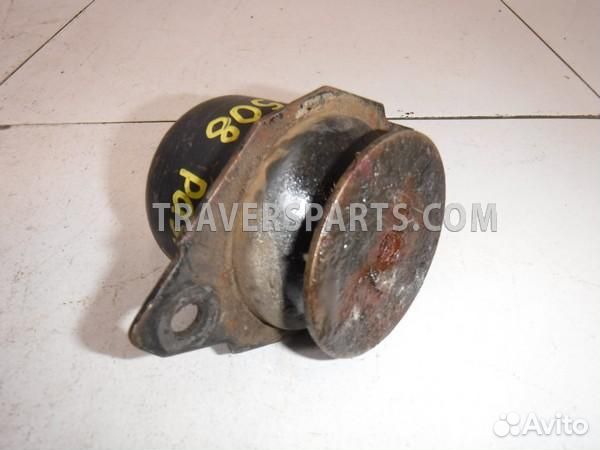 Опора двигателя