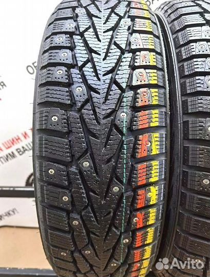 Nokian Tyres Hakkapeliitta 7 215/55 R17 86T
