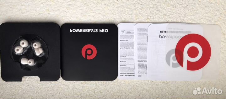 Коробка от наушников Beats Powerbeats Pro