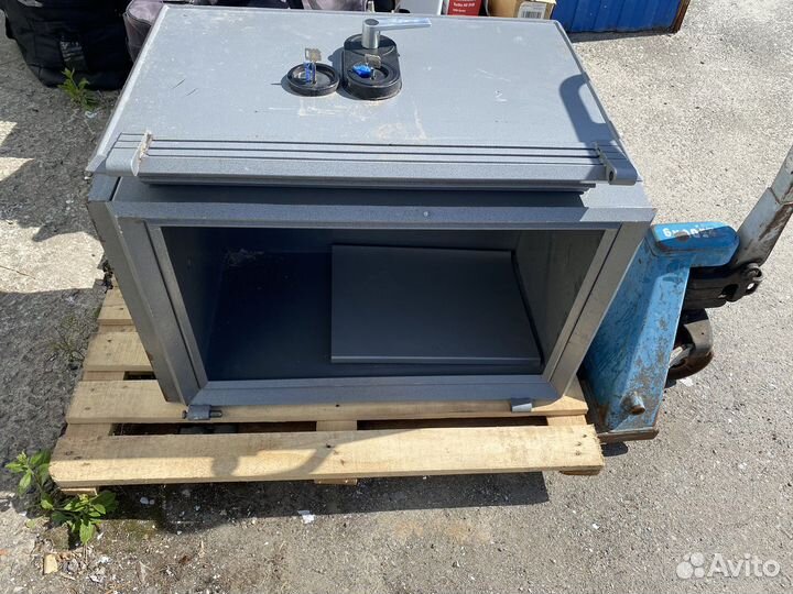 Оружейный сейф бу