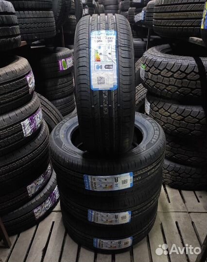 Tracmax X-Privilo TX5 215/55 R16 97W