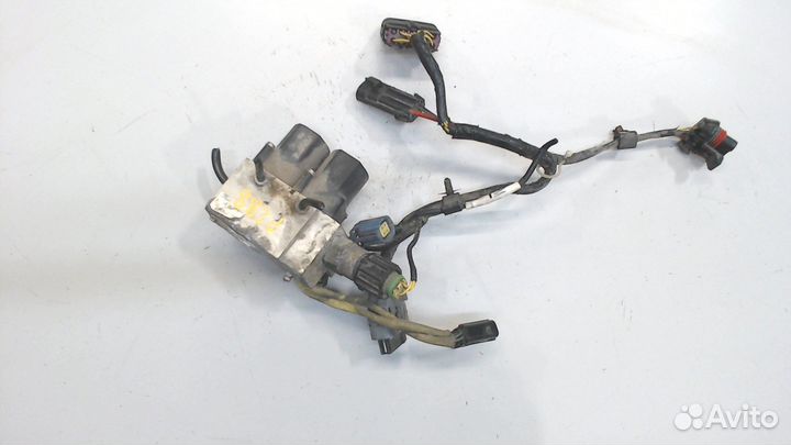 Клапан Hummer H2, 2004