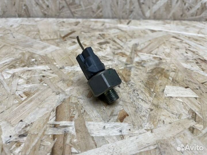 Датчик детонации Toyota Camry V30