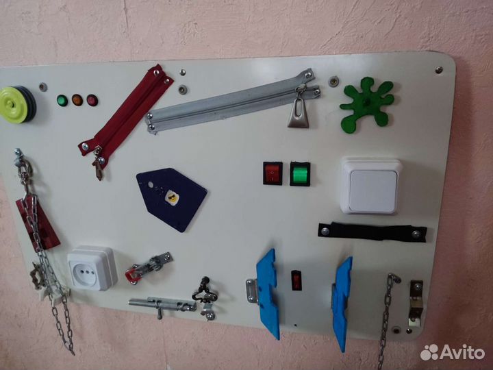 Бизиборд самодельный