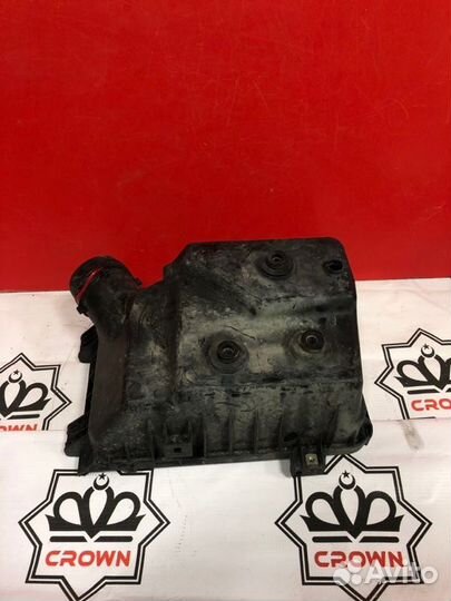 Корпус воздушного фильтра Toyota Camry XV40