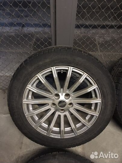 Оригинальные колеса на Range Rover R19