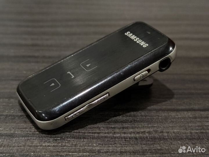 Bluetooth гарнитура (Наушники)