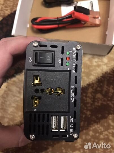 Инвертор 12/220 Вт