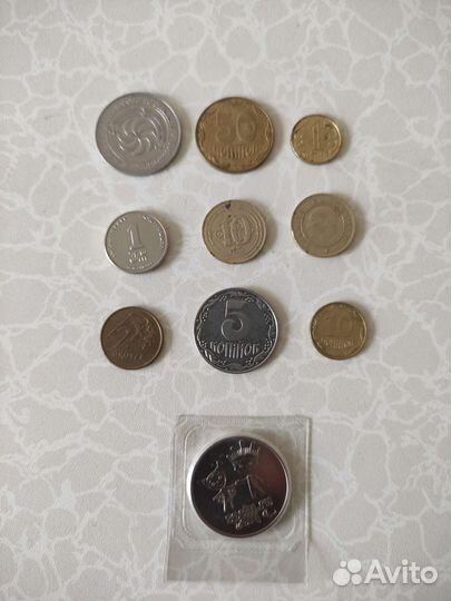 Продаю монеты