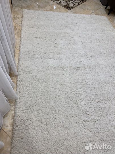 Ковер с длинным ворсом