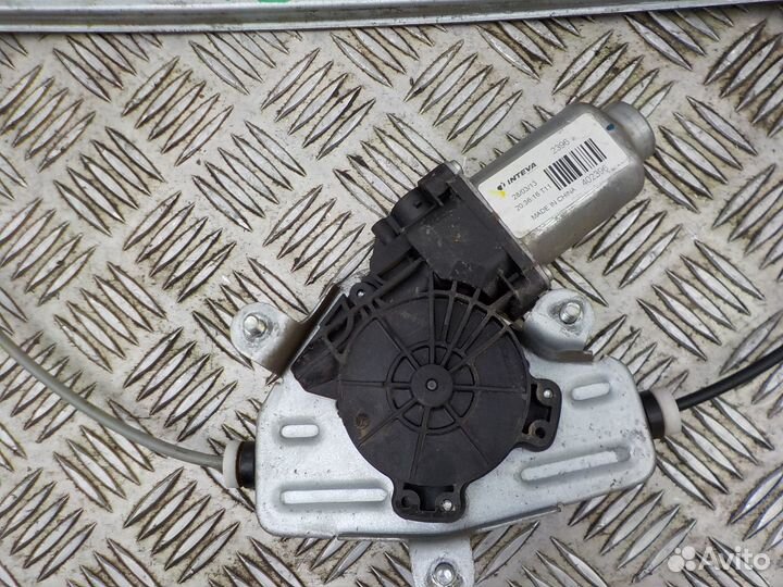 Стеклоподъемник Kia Rio 2011